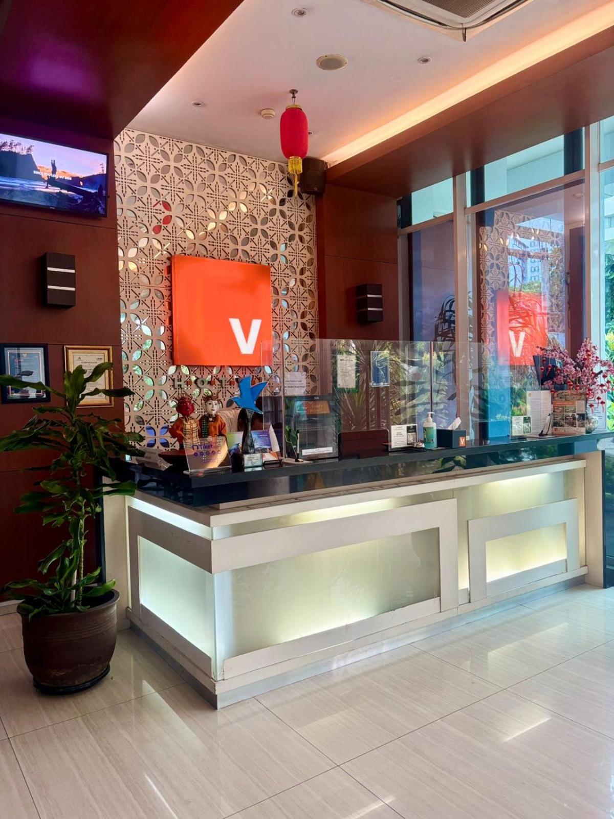 V Hotel Tebet Jakarta Exterior foto